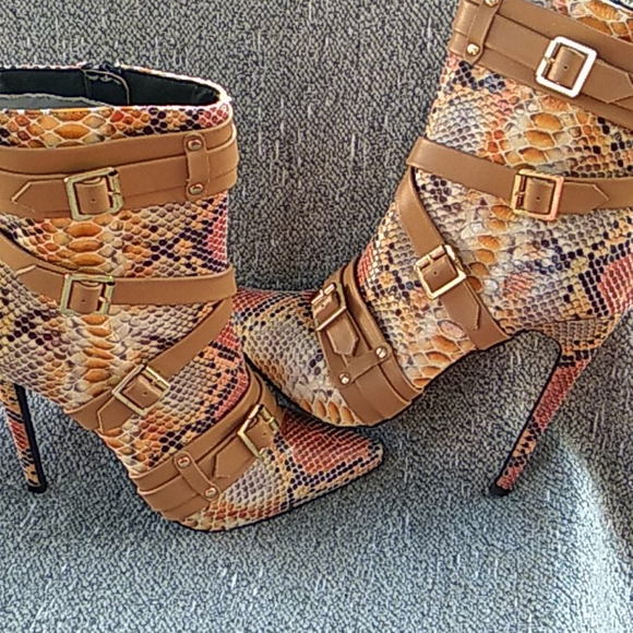 Scene heels - Picture 2 of 6